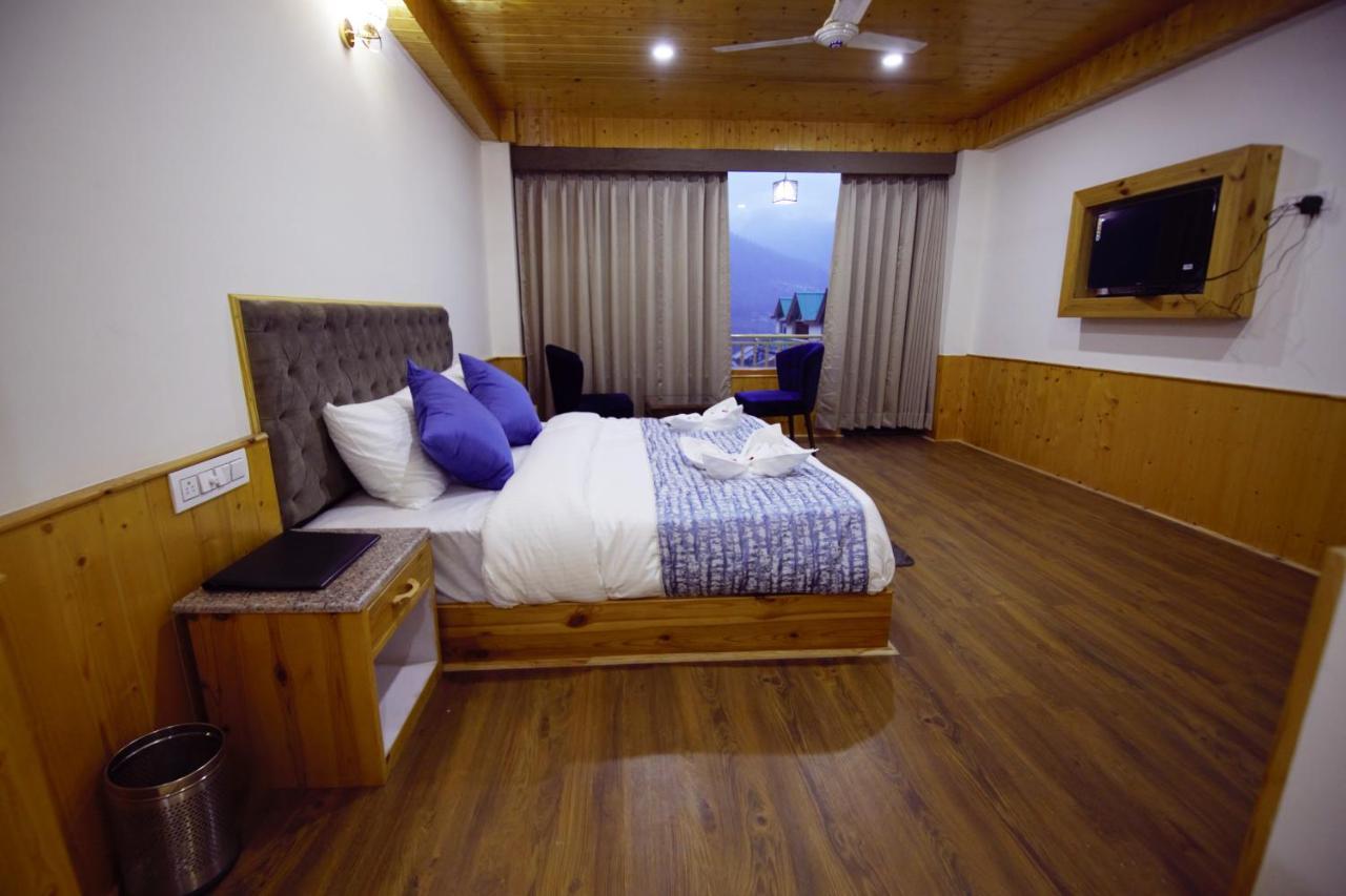 Blossom Hill Retreat Hotel Manāli Екстериор снимка
