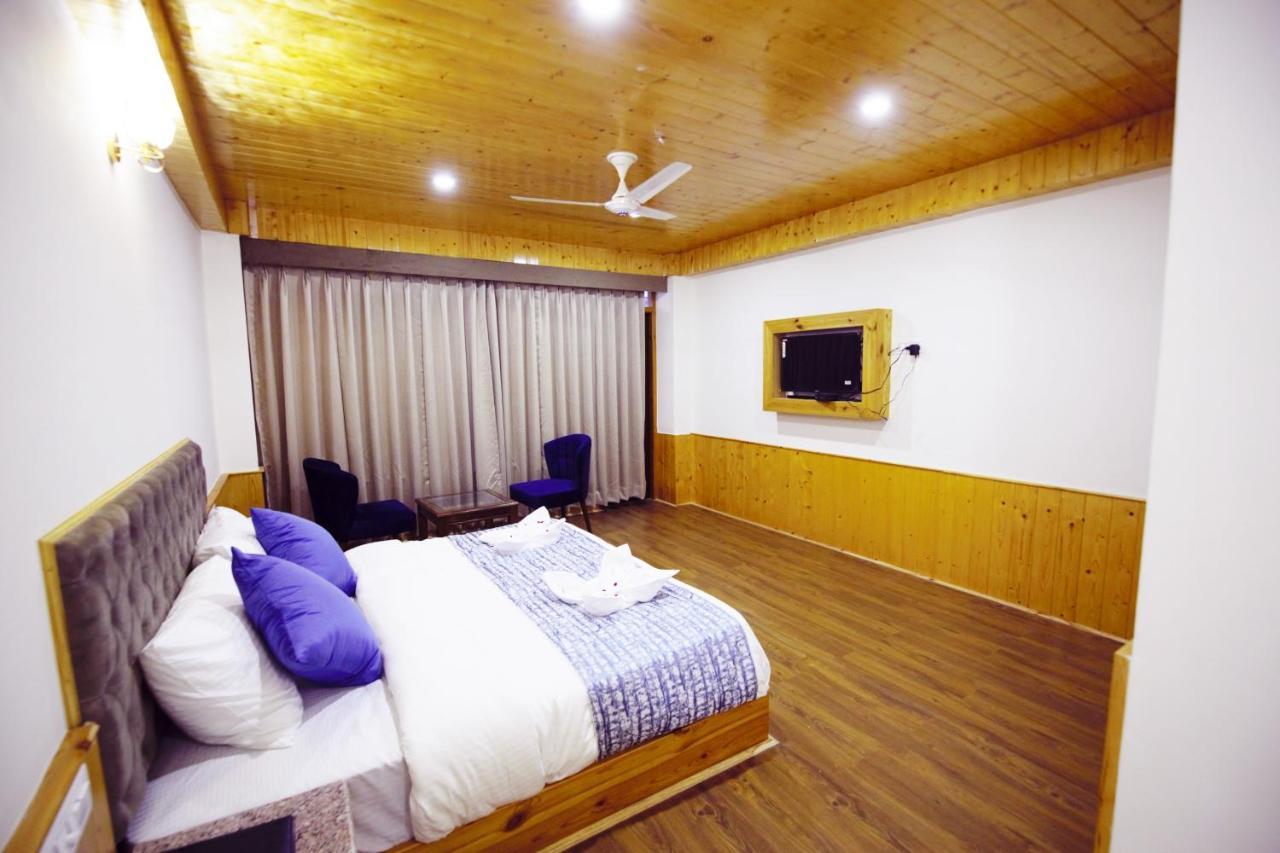 Blossom Hill Retreat Hotel Manāli Екстериор снимка
