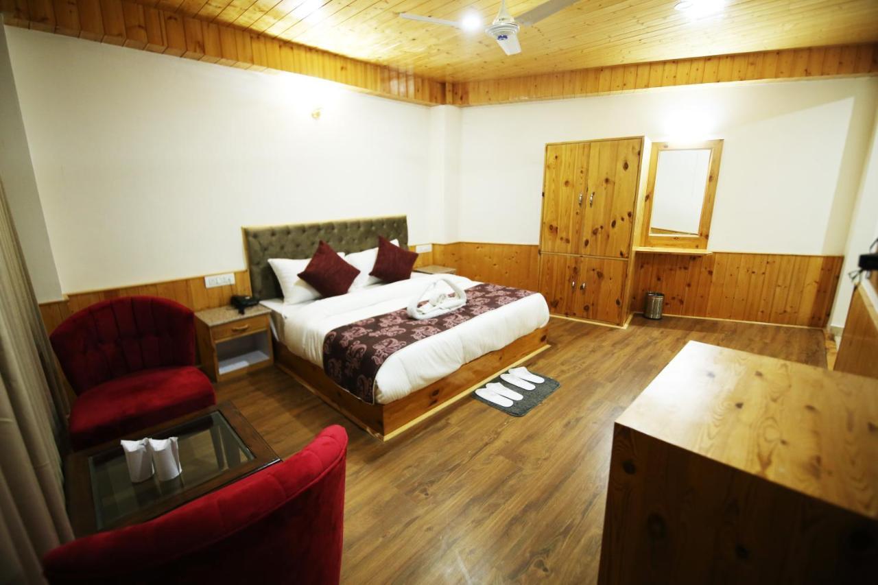 Blossom Hill Retreat Hotel Manāli Екстериор снимка